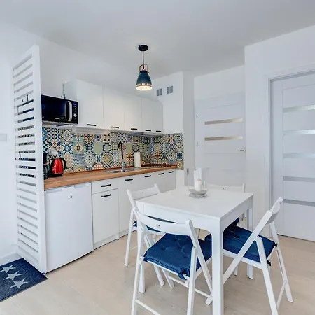 Daire Na Fali - Morski , Blekity , Marynarski