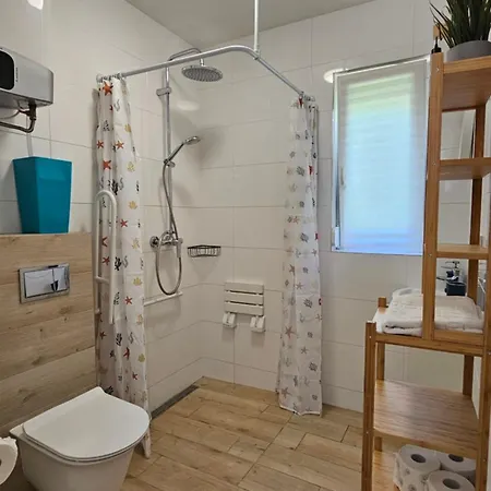 Na Fali - Morski , Blekity , Marynarski * Pobierowo