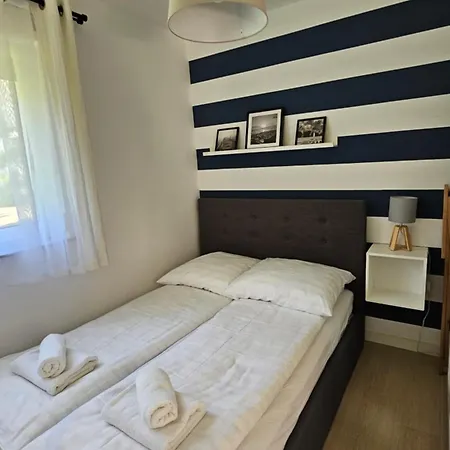 Na Fali - Morski , Blekity , Marynarski